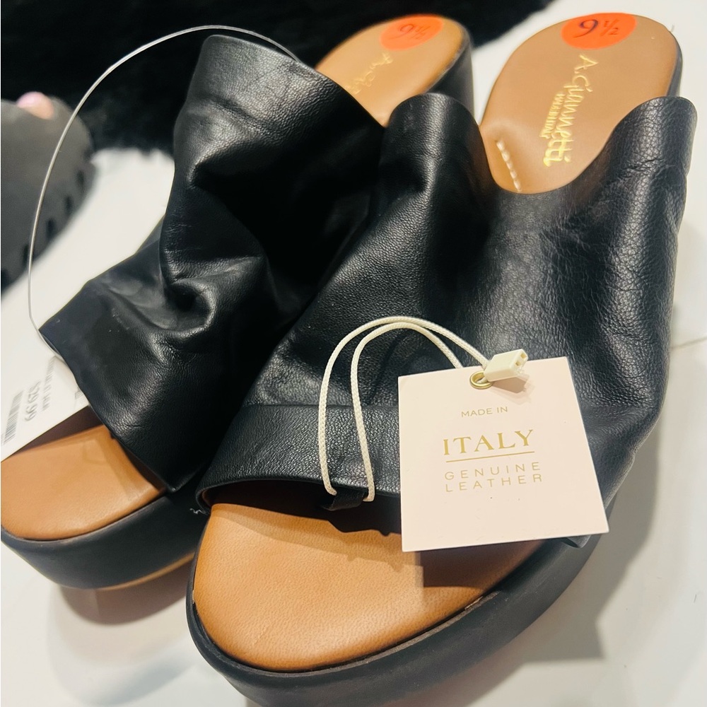 Made in Italy Black and Tan Minimalist Mules with Comfortable Sole